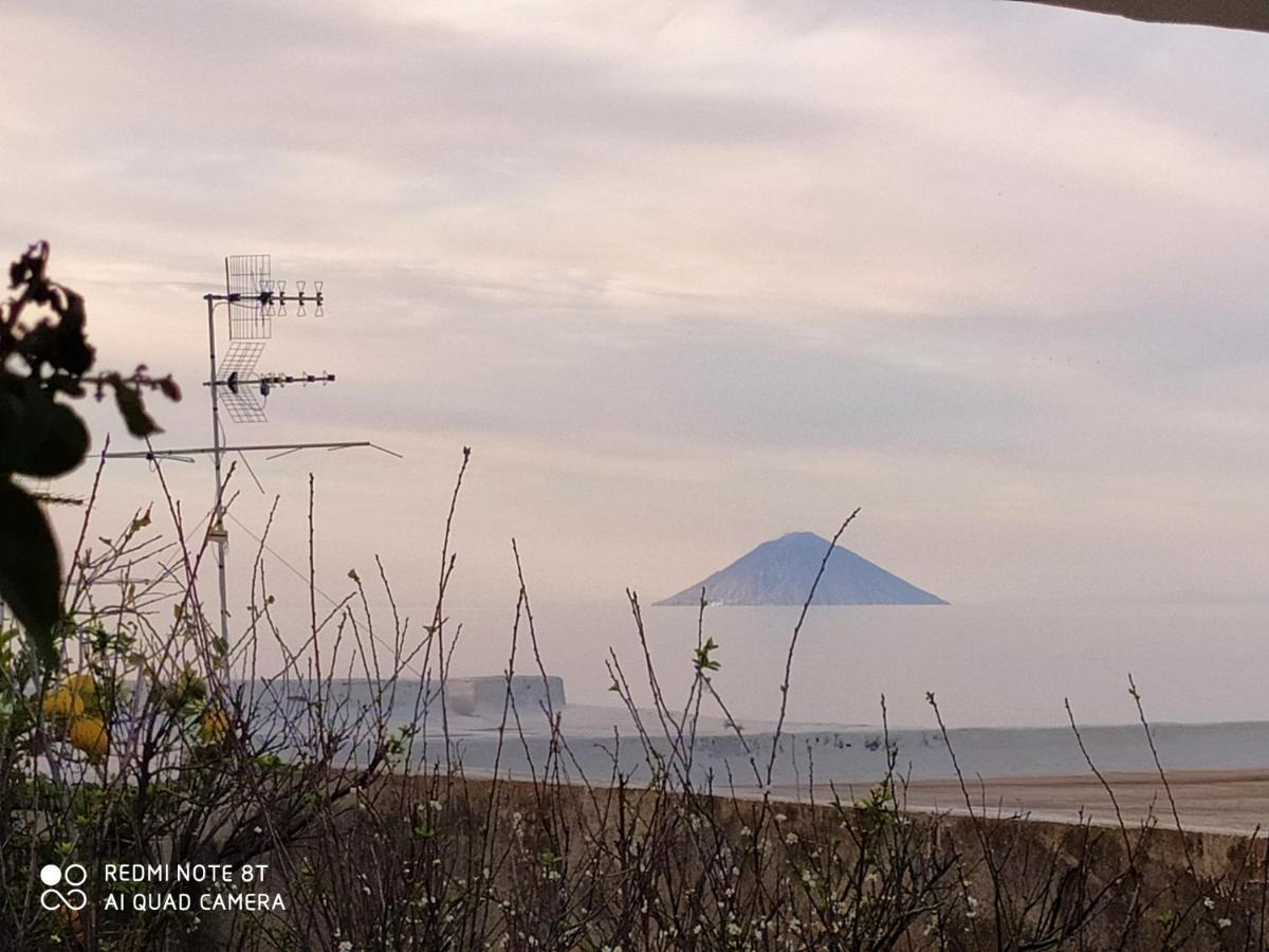 Villetta Punta Granata Santa Marina Salina Exteriér fotografie